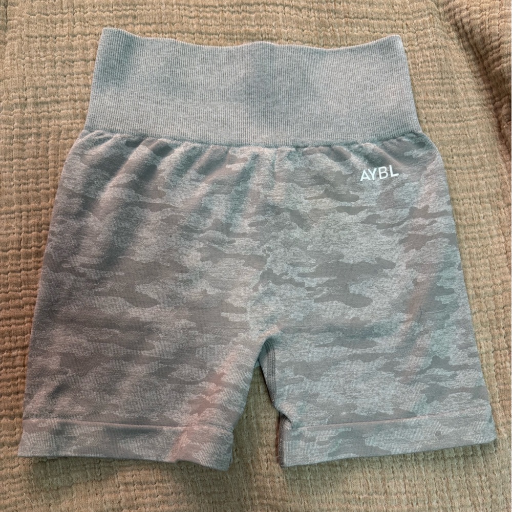 Camo Seamless Shorts - Grey